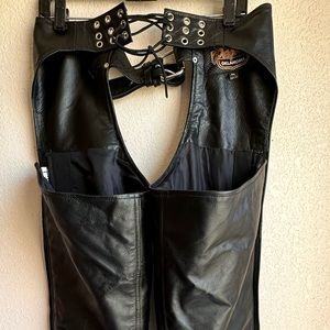 Papa's Leather Barn Motorcycle Biker Lined Leather Chaps Mens M Black Pants.